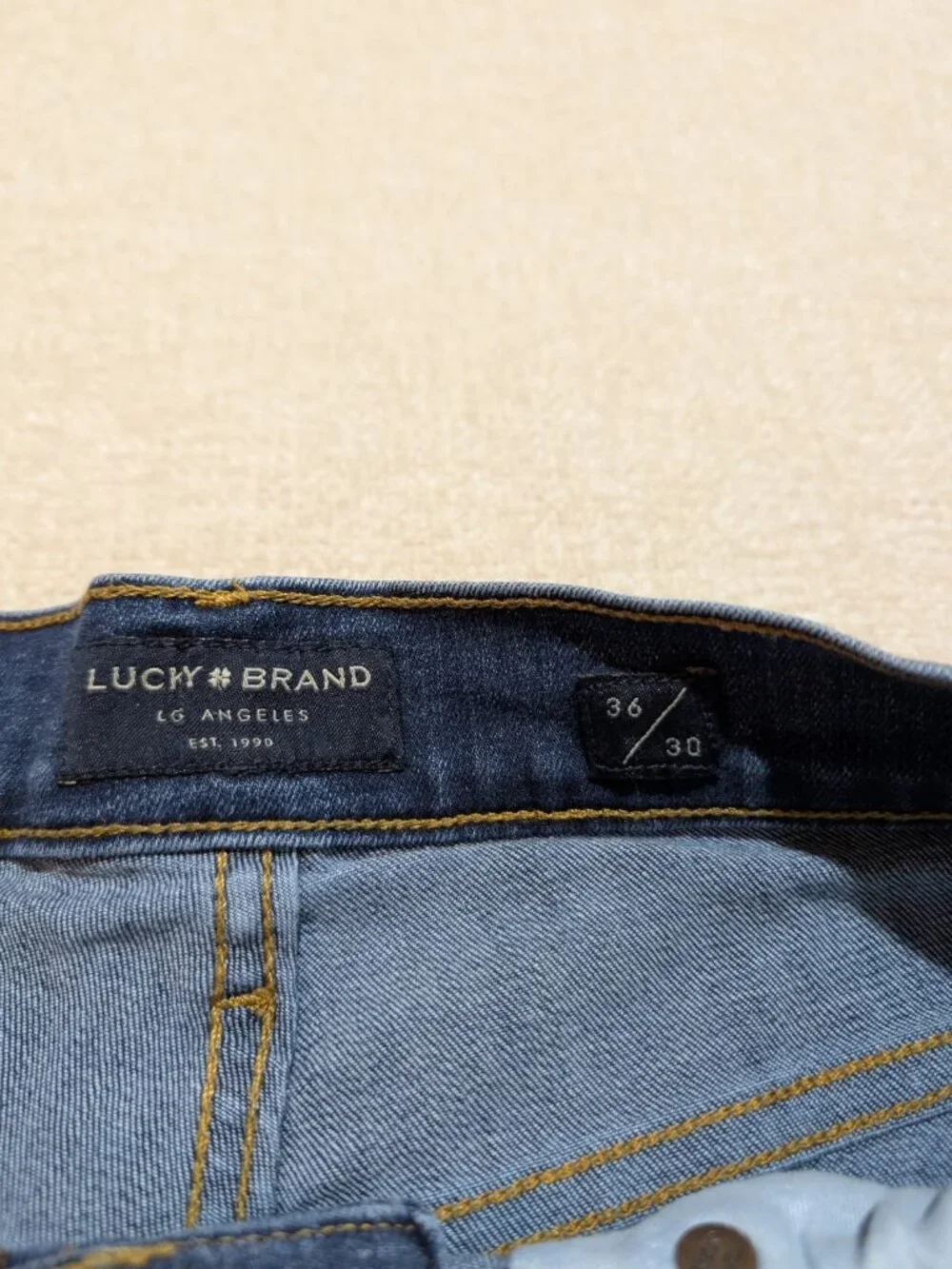 Lucky Brand Men’s Blue Straight Leg Jeans Size 36x30 - Picture 6 of 10